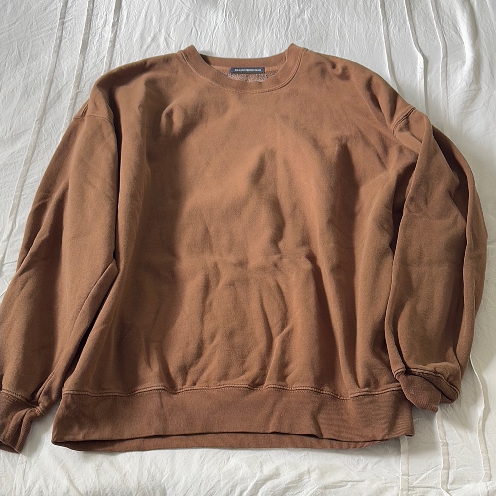 Brandy Melville Brown Crewneck Sweater Relaxed Fit